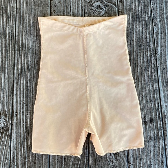 High Waisted Shaper Tummy Control Faja Shorts - Picture 2 of 8